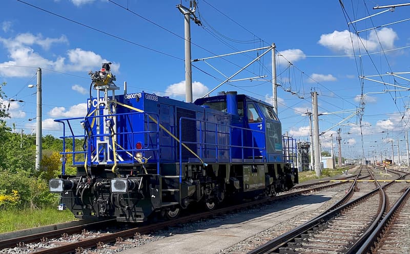 MX9_Train_Crop (1) (1)