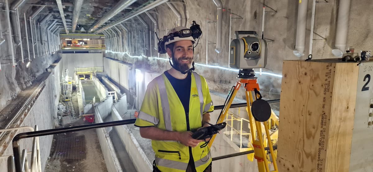Hugo Ekelund med Trimble SX12 Henriksdals reningsverk